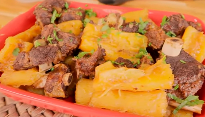 Costela de Porco com Mandioca
